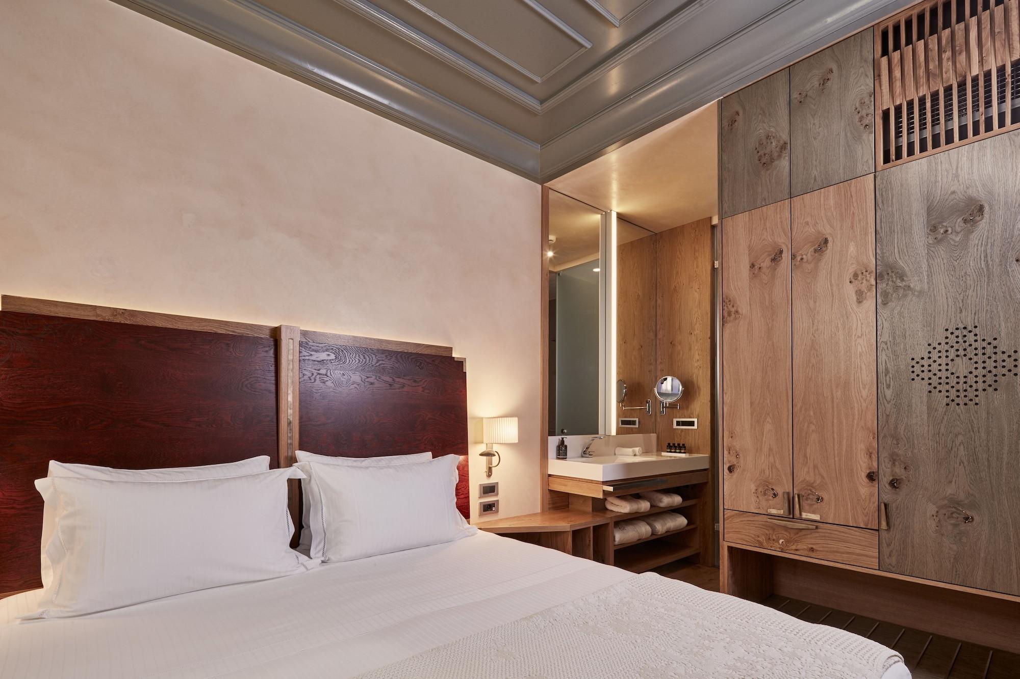 Otel Domus Renier Boutique (adults Only) 5*