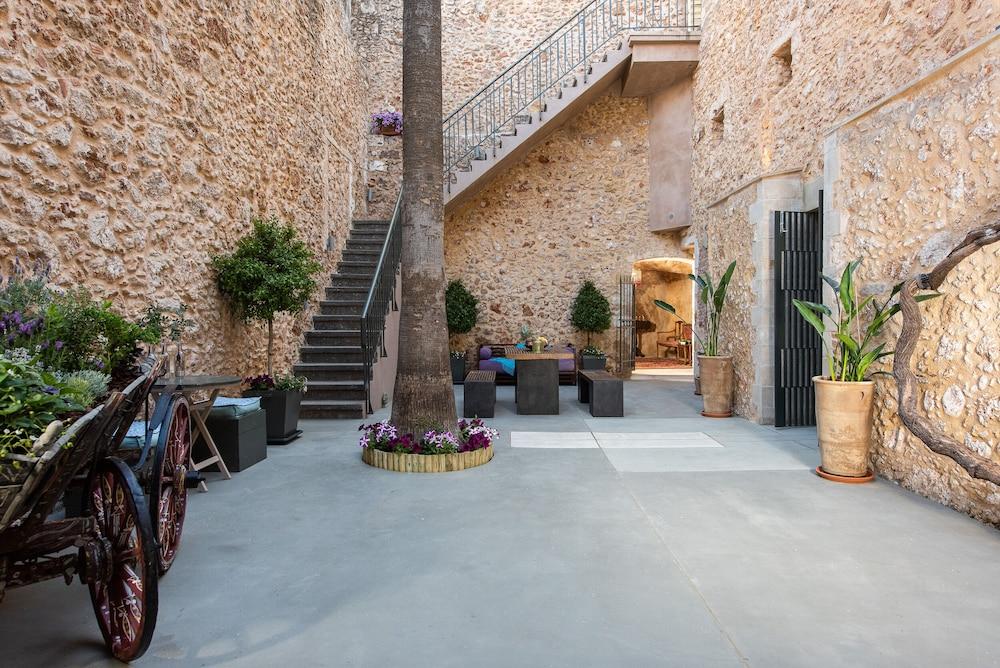Domus Renier Boutique (adults Only) Hanya