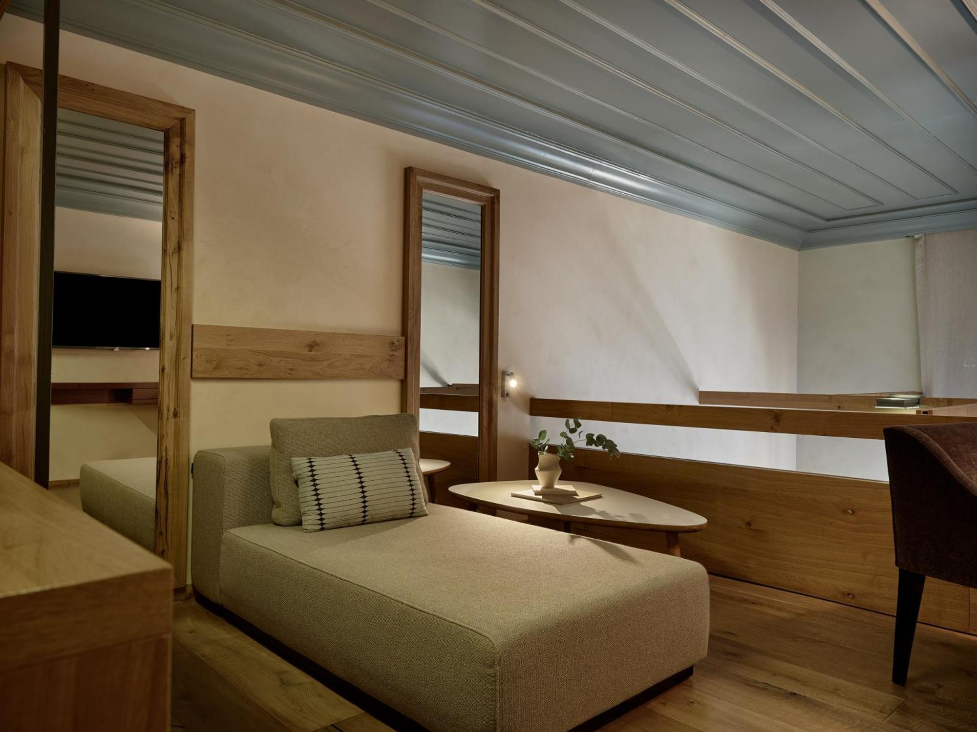 Otel Domus Renier Boutique (adults Only) 5*